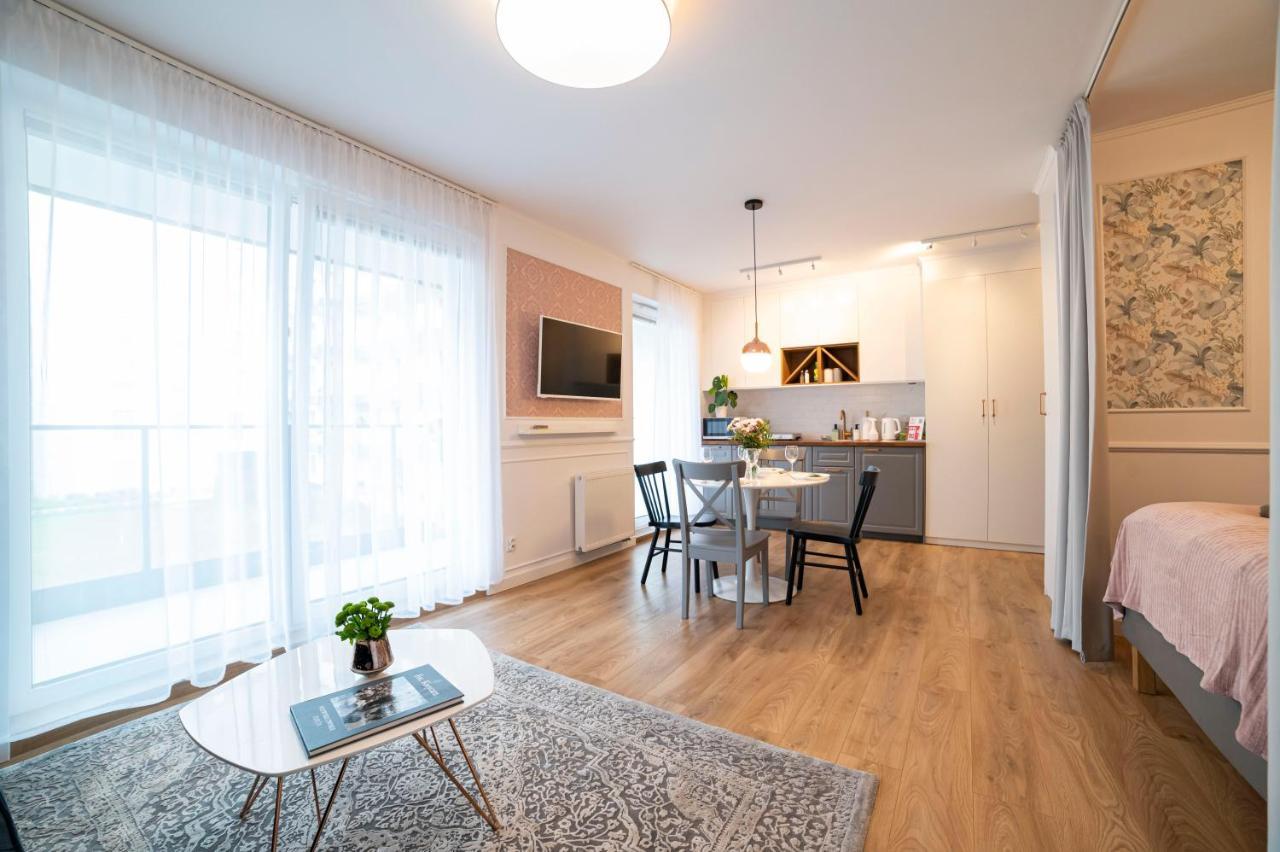 Heaven Apartment In The Old Town With Private Parking Gdansk Bagian luar foto