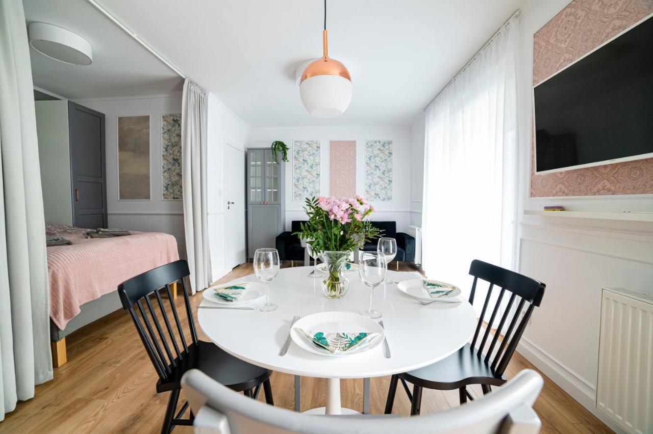 Heaven Apartment In The Old Town With Private Parking Gdansk Bagian luar foto