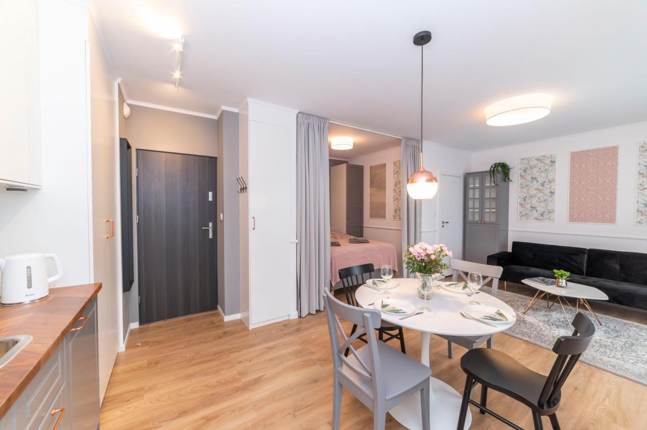 Heaven Apartment In The Old Town With Private Parking Gdansk Bagian luar foto